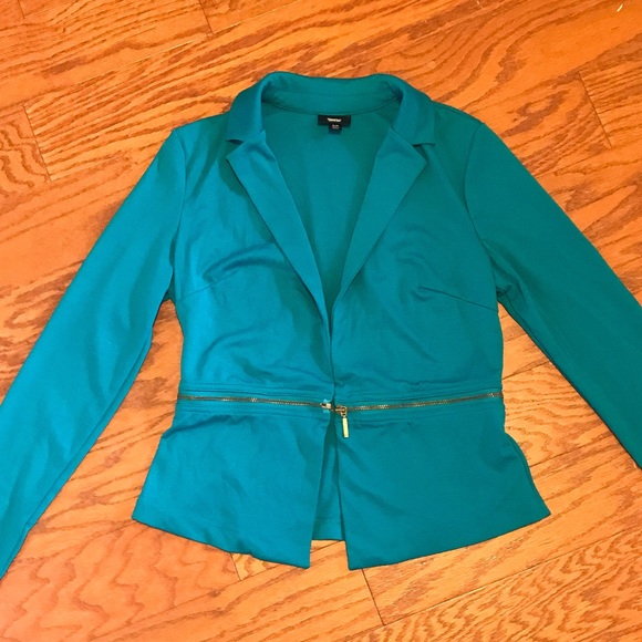 Sold - Picture 2 of 3